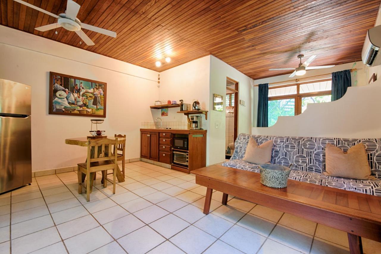 Casa Sueca Hotel - At The Beach ตามารินโด ภายนอก รูปภาพ